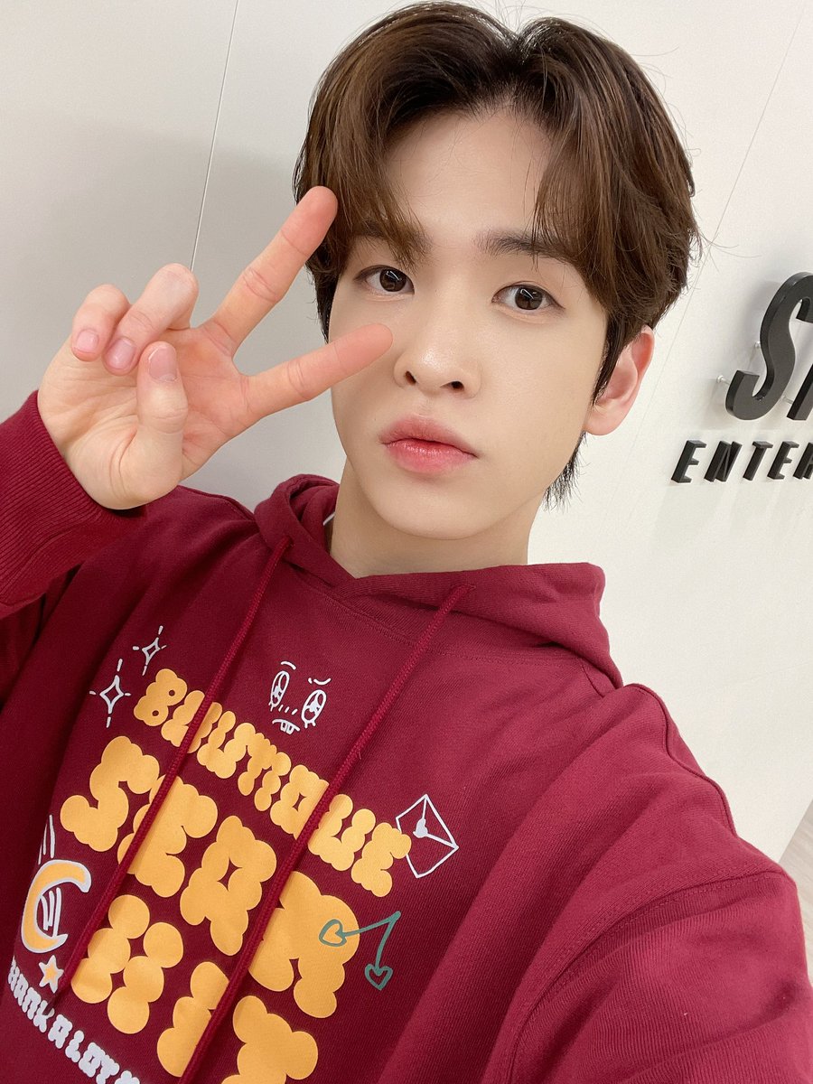 ‹ #앨런 #크래비티 <a href="/CRAVITY_twt/">CRAVITY</a> › ♡