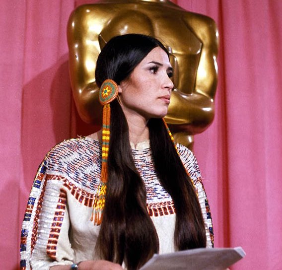 Native American actress and activist, Sacheen Littlefeather, has sadly passed away at the age of 75. She made history as the first Native American woman to stand on the Academy Awards stage, as she delivered Marlon Brando’s Oscar rejection speech in 1973.