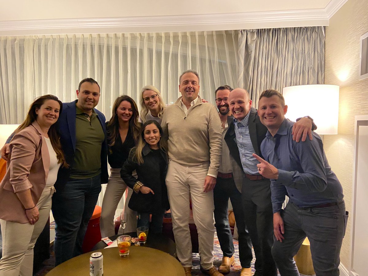 Lindsey Aurora tweet media