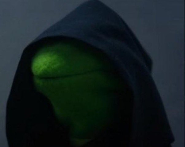 m_ttt21's tweet photo. Favorite thing about Daemon is that he has a hoodie for committing crimes #HouseOfTheDragon https://t.co/FkwVFMwV4T