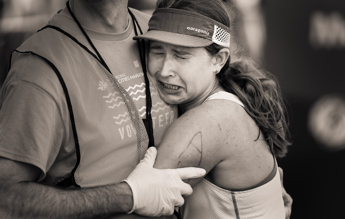 It's hard to run a marathon... See all 100 photos from today's #tcmarathon at tcmevents.org/gallery-2022-b…