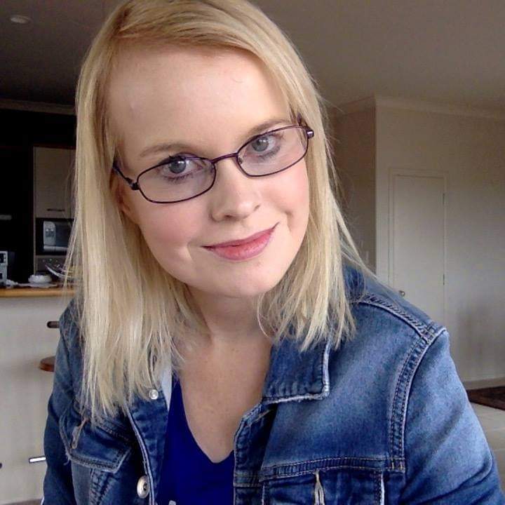 Tash On Twitter Here I Was Blonde Vs 