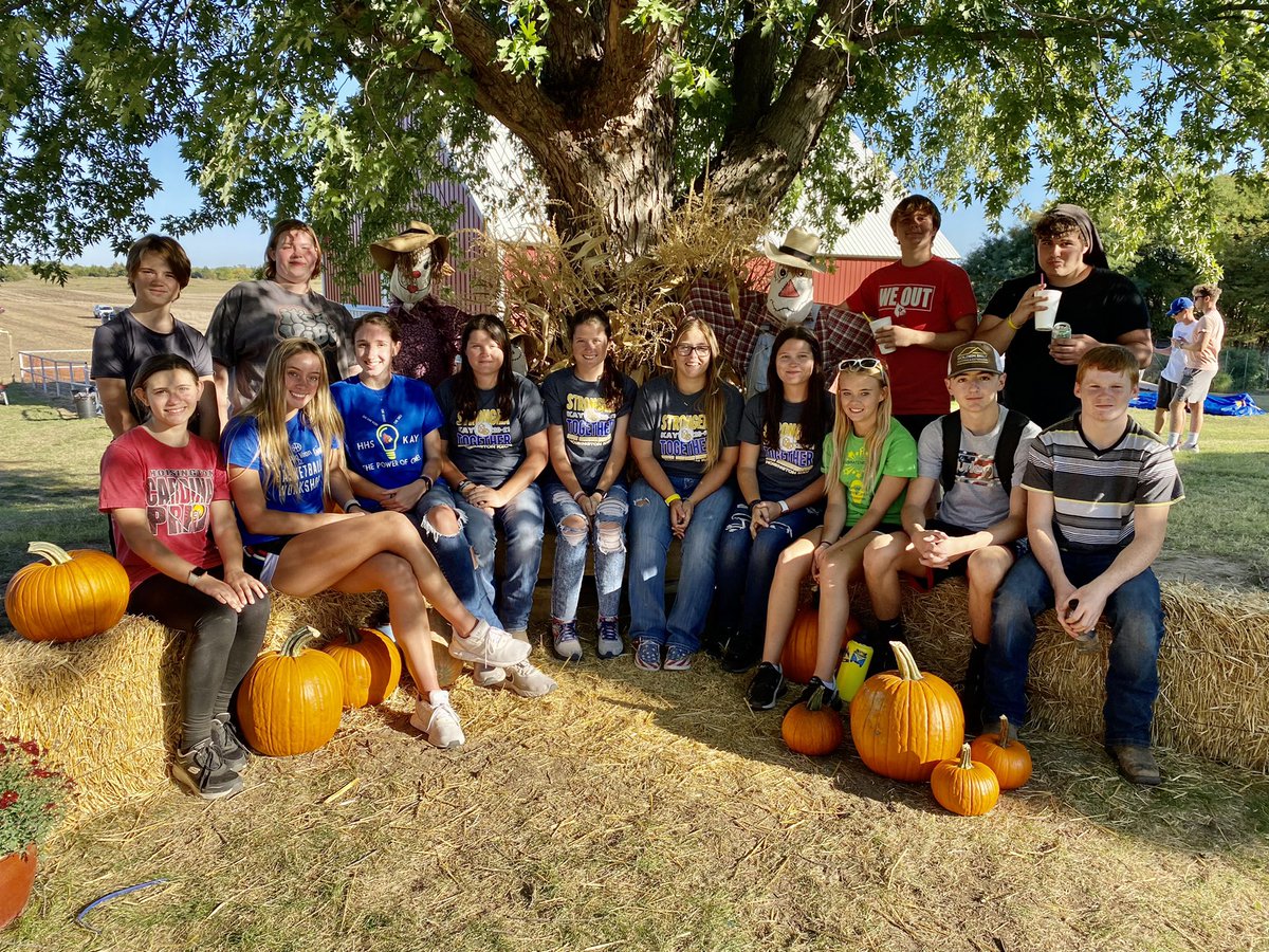 HoisingtonKay's tweet photo. We had a great time at Kasselman’s Farm for the Kans for Kids Fall Fun Festival. https://t.co/pLOb06PIWF