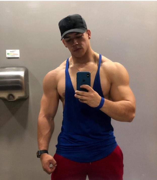 menandpecs's tweet photo. #gayteen #gayteenworship #gaytwitter https://t.co/GImyTH2Ke1