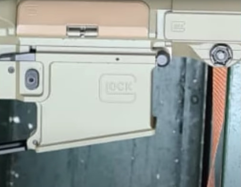 LouisvilleGun's tweet image. Glock AR

Glizzy Arizzy Fiztizzy