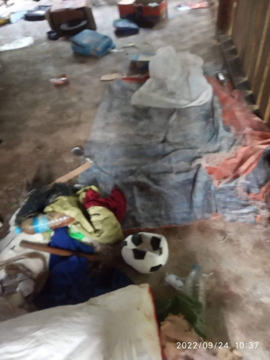 IrrawaddyNews's tweet photo. Two villagers in Bago’s Kyaukkyi were killed and five others injured by a junta RPG strike on Sept. 29, which forced some 4,000 people to flee their homes, said the Karen National Union. (Photo: Juta soldiers search houses in a village in Kyaukkyi) #WhatsHappeningInMyanmar https://t.co/tgUn9GOjM6