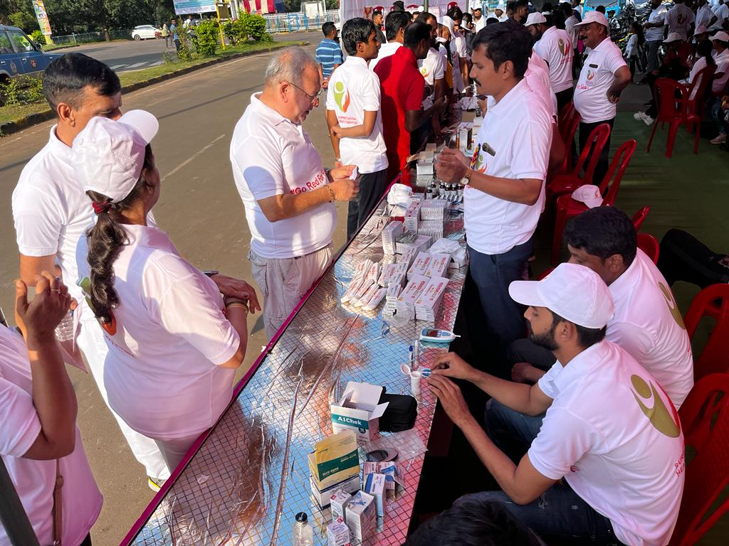Priyank08gupta's tweet photo. Jai Hind 🇮🇳🇮🇳
On this #GandhiJayanti we volunteers of @Nss_ssgi in association with @SurpreetChopra mam took participant in Go Red For Heart-Walkathon/Run/Cycling & attended free Medical camp in Bhilai. #RunForTheNation #SCHF #GoRedForHeart @_NSSAwards @_NSSIndia @Anurag_Office https://t.co/u7omrgZVWt