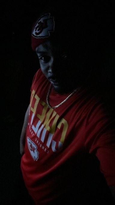 You already know who side I was on! #SLR #Chiefs https://t.co/MKU8qJ4PWJ<a href="/tag/slr"class="tags">#SLR</a><a href="/tag/chiefs"class="tags">#Chiefs</a>