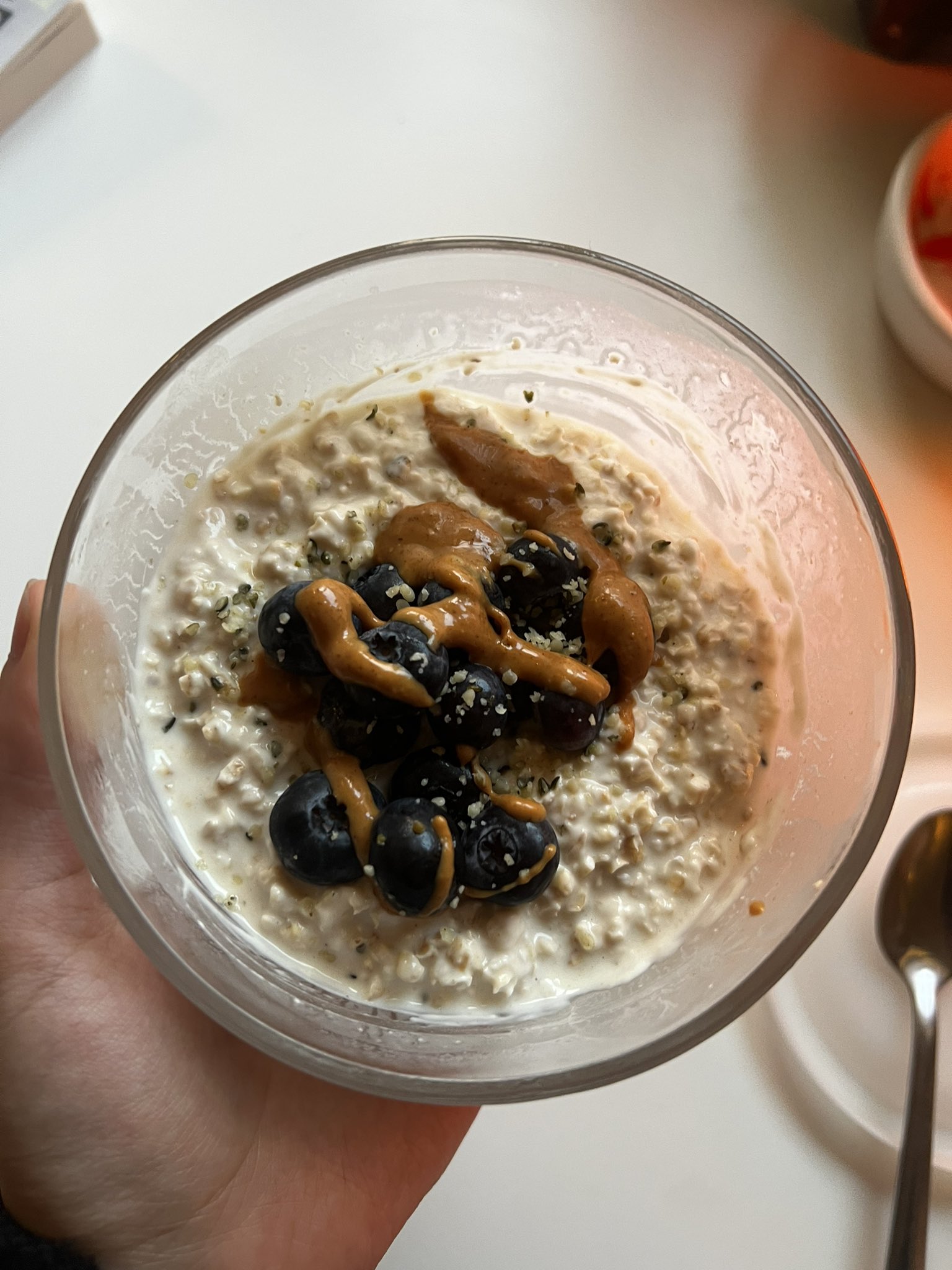 meya on Twitter "overnight oats with bloobs, pb and hemp seeds https