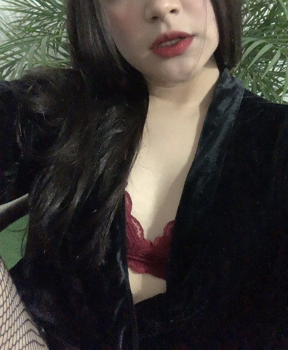 Giuliawhite25's tweet photo. Hola soy Giulia!!!

Te invito a que veas mi contenido!!! Se que te va a gustar 

https://t.co/U7rqMiHxD4

https://t.co/EXGZzsMGRi https://t.co/6LPqVyIkQh