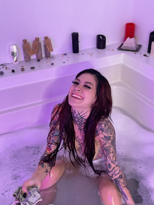 wholesome https://t.co/8wWAidOXg2<a href="/tag/newprofilepic"class="tags"><span>#newprofilepic</span></a>