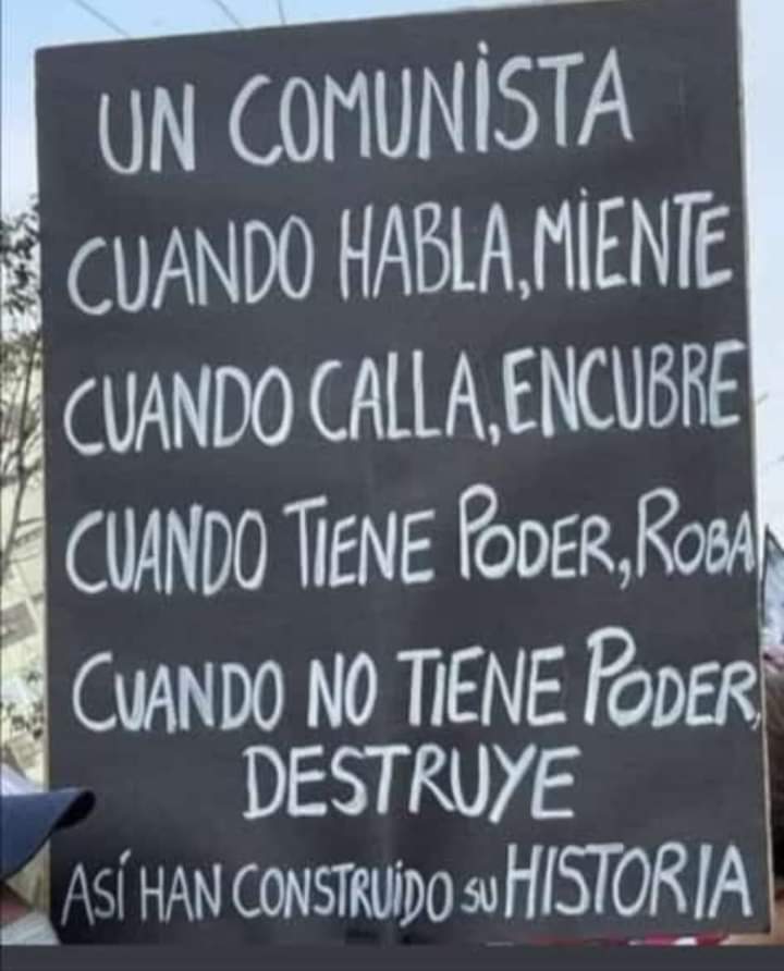 NEWVOXMEX's tweet photo. @CarolinaPiparo @JMilei #PopulismoDemagogico de #Izquierda
dice otra cosa, pero piensa esto:

1) Se PENDEJO e IGNORANTE para que te pueda manipular!

2) Se POBRE para que dependas de mis limosnas y votes por mi! https://t.co/mLjUejZQBj
