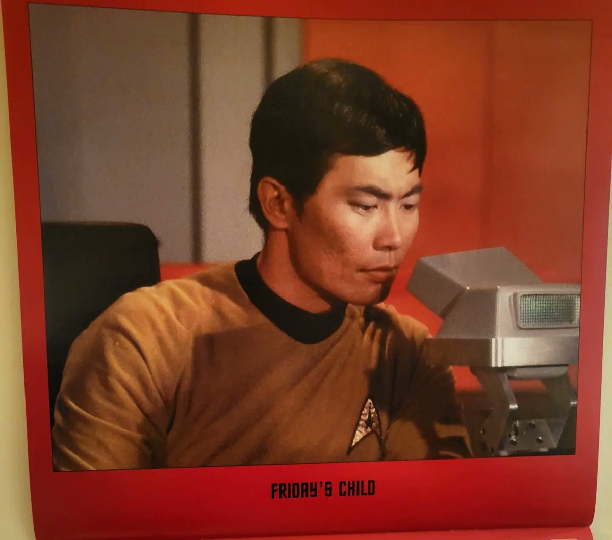 Kertrats's tweet photo. A little late, but here's the new #calendarchange day post for #October! #calendarchangeday #StarTrek #StarTrekPicard #StarTrekTheOriginalSeries #StarTrekTheNextGeneration https://t.co/476eKdTzX9