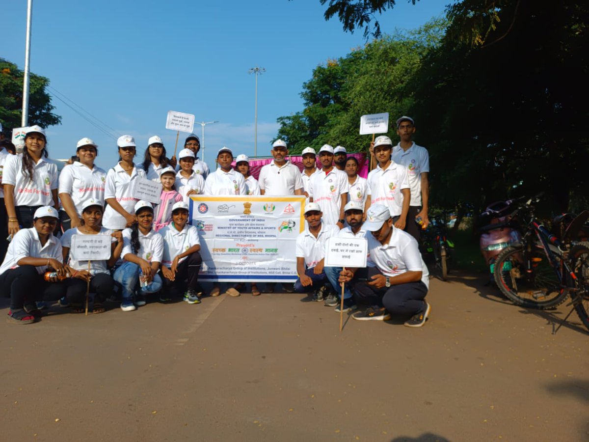 BLekha1's tweet photo. Jai Hind 🇮🇳
On the occasion of #GandhiJayanti volunteers of @Nss_ssgi in association with #SurpreetChopraHeartFoundation participated in #GoRedForHeart Walkathon and attend free medical checkup.
@dschfoundation
@YASMinistry
@NSSRDBhopal
@askabir_
@SamarendraS21
@dr_dsraghu https://t.co/mzJMt5mPZl