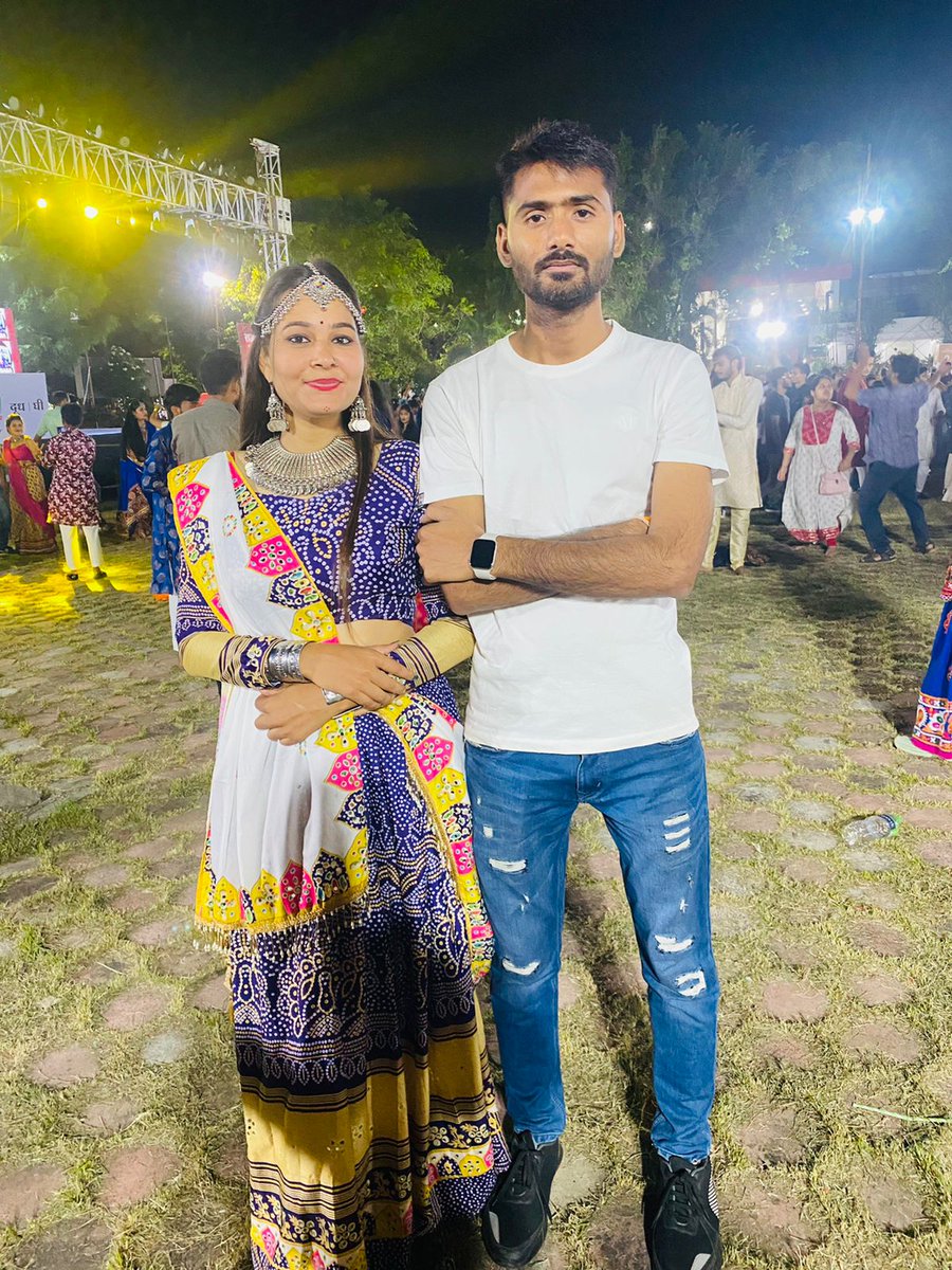 Rajmavai04's tweet photo. #garva✌🏻️in indore https://t.co/VTS8wgkR9L