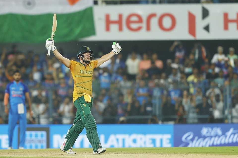 rudhranandu's tweet photo. What an amazing player he has been. You lost the game but shown your class by smashing a brilliant hundred in just 46 deliveries. Take a blow, David Miller.
#DavidMiller #MillerTheKiller #INDvSA #Guwahati https://t.co/UQjmxQPY6S