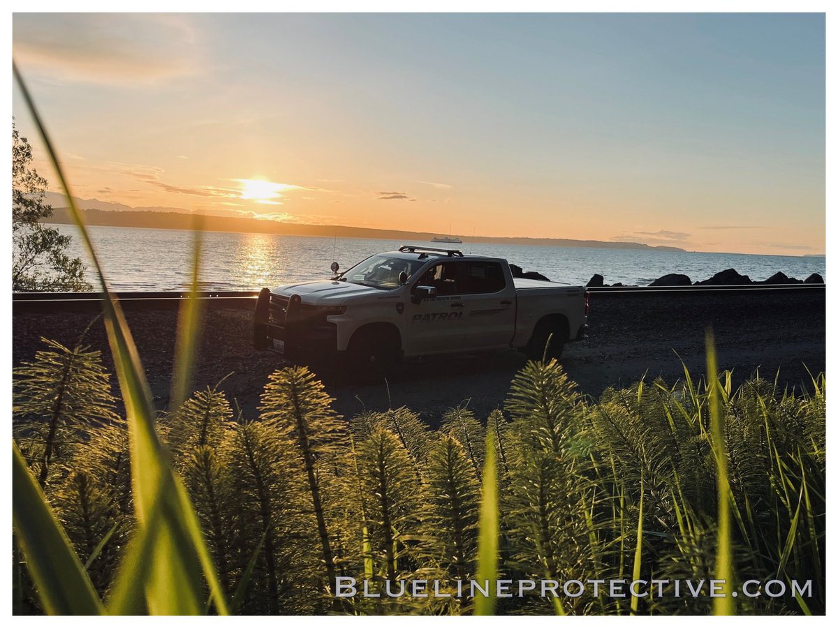 BLPSPatrol's tweet photo. It’s a wrap folks! The weekend is over… Hope everyone had a fun weekend. 

Remember, See It, Hear It, Report It! 
If you see or hear anything unsafe, suspicious or illegal, report it immediately. #bluelineprotective #patrol #sunset https://t.co/ypi3N0m5J1