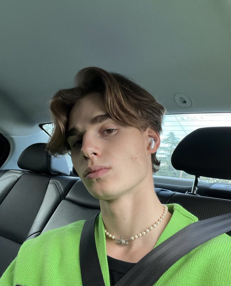 i want a girl who will steal my rings and wear them 🐍