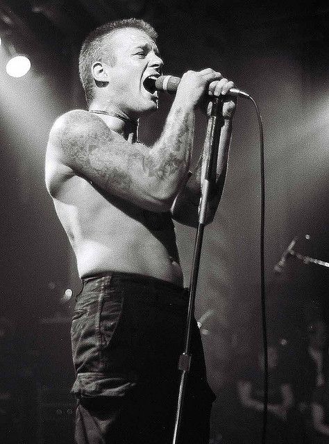 PunkRockStory's tweet photo. Happy Birthday to John Joseph MacGowan, musician, author, lead singer of the Cro-Mags and currently the vocalist of Bloodclot and Cro-Mags "JM", born on this day in 1962.

#punk #punks #punkrock #hardcorepunk #hardcore #johnjoseph #cromags #history #punkrockhistory #otd https://t.co/Hjq8mpUWUs