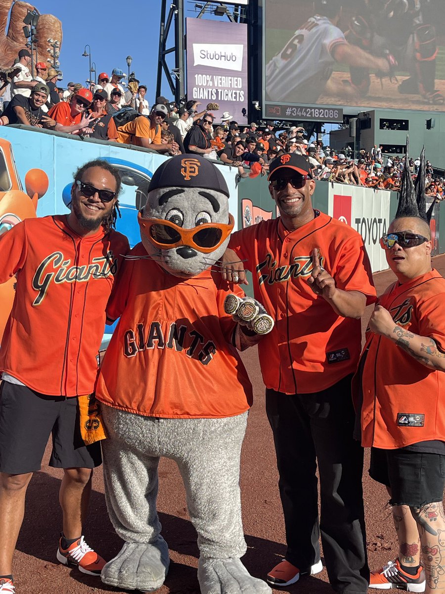 THANK YOU <a href="/SFGiants/">SFGiants</a> fans!!!  Another season in the books for yours truly! 1989 consecutive games later, you’re still the best fans in <a href="/MLB/">MLB</a>! Till next year… #SFGiants fans! I love you all! Huge shout out to my #Sealcurity Team for helping make 2022 memorable