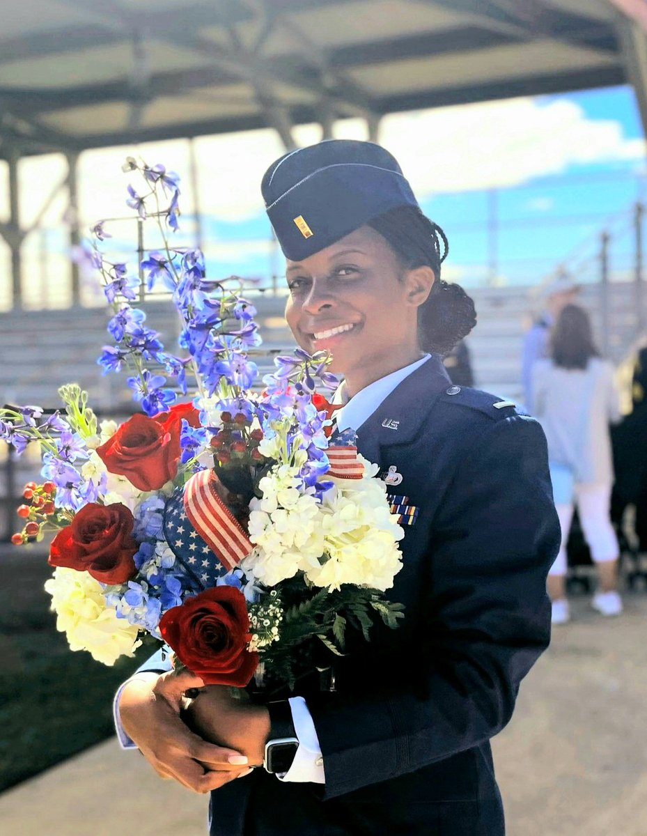 YesItsM97576245's tweet photo. A Dad &amp; I'm So Proud Of My Daughter-Bestfriend Who Has Just Become 2nd Lieutenant of the Air Force Can She Please Get A Like, How Sweet It Is!! https://t.co/dPVdxoSkkA