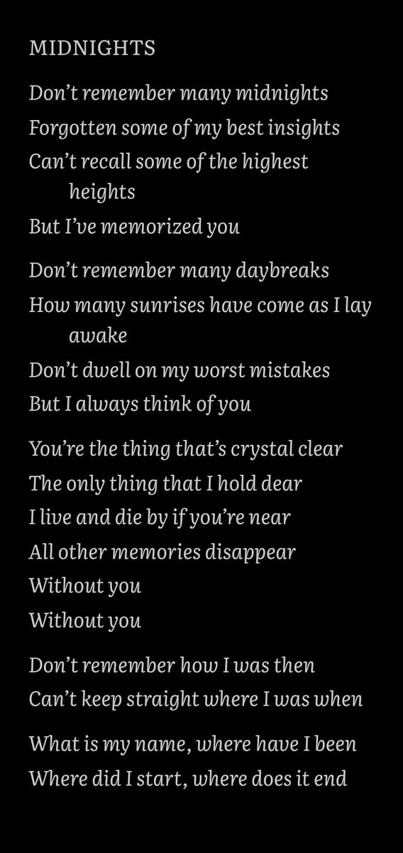devika_creates0's tweet photo. Daisy jones and the six ( novel by TAYLOR Jenkins Reid) LITERALLY has a song called (🥁) MIDNIGHTS
 @taylorswift13
@tjenkinsreid
#MidnightsTS #taylorswift #MidnightsMayhem https://t.co/BgwUgc5gZZ