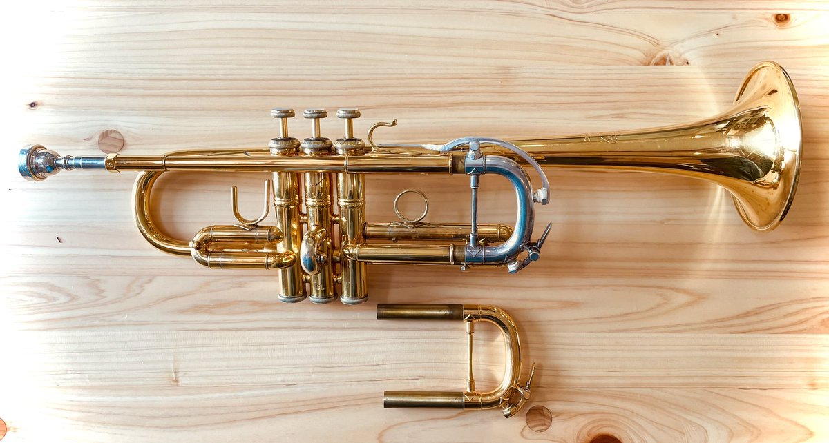 ロータリートランペットではメジャーなオクターブキイ（クラッペ）を