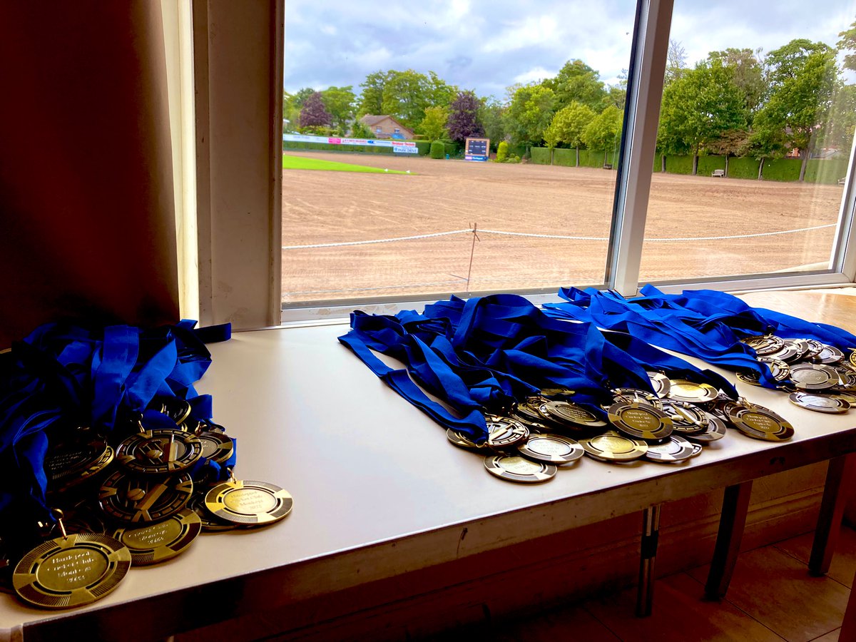HPoolCC_Minis's tweet photo. Many thanks to @trophplusmed for providing the medals and trophies for our various Junior Presentations. #NYACC @DCBJuniorLeague @nysd @HGTCricket
🏏🏅🏆👏 https://t.co/7hNKHKUoU9