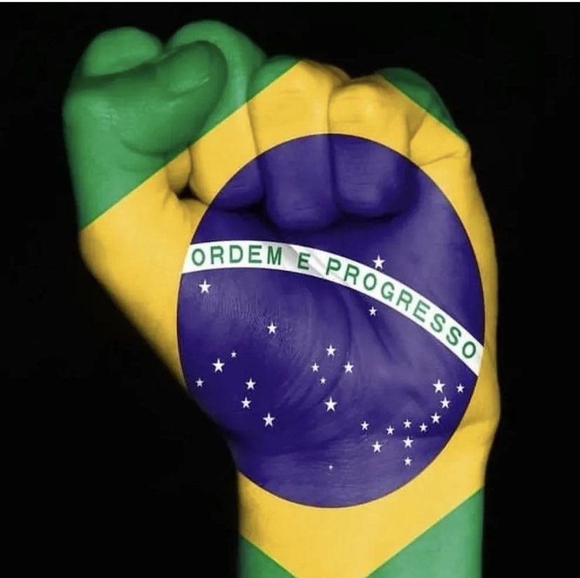 CrysthianeA's tweet image. Não desistiremos Presidente Bolsonaro ,que venha o segundo turno !Gratidão por tudo que o senhor fez e ainda fará #BolsonaroReeleito2022