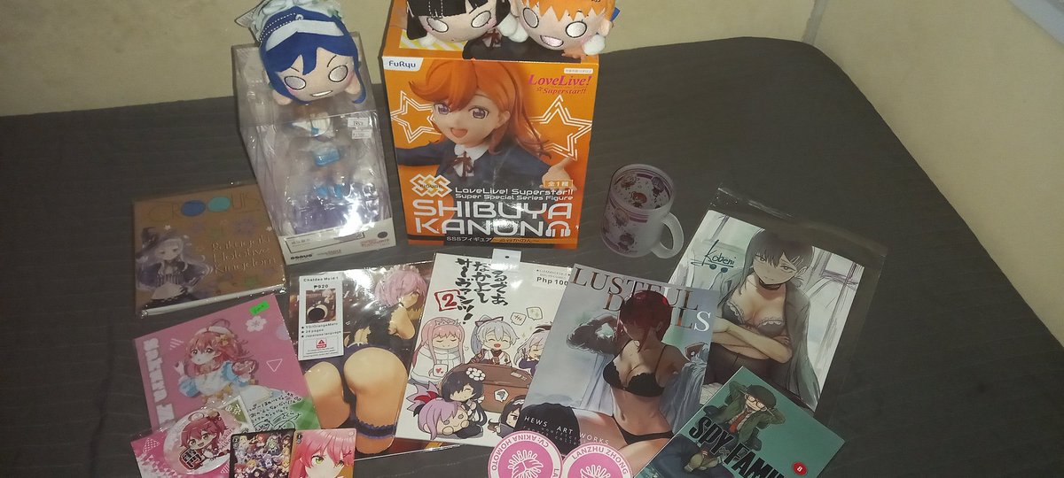 AtlantaLz's tweet photo. Cosplay Mania 2022 loot https://t.co/pkwgblKXxp