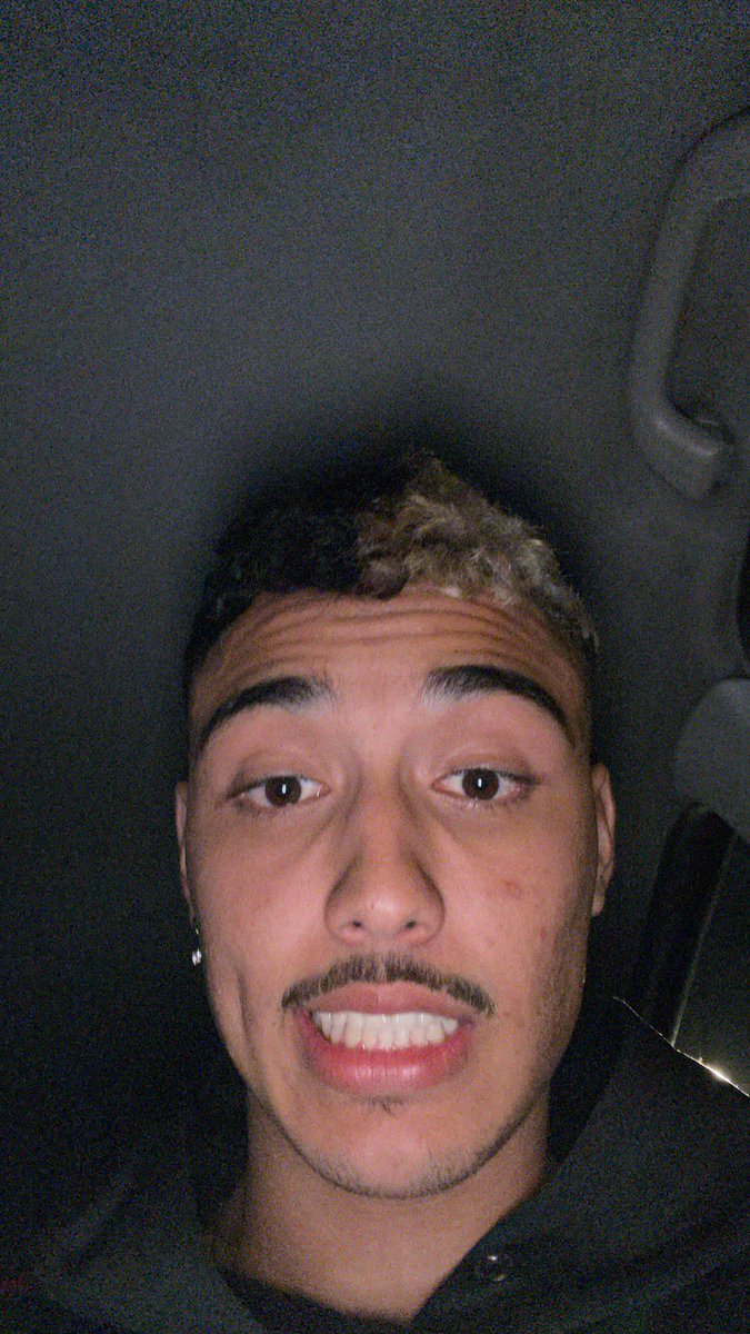 Les tengo dos preguntas, de que les gustaría vivir? Y que están haciendo para lograrlo?🤟🏽⚡️