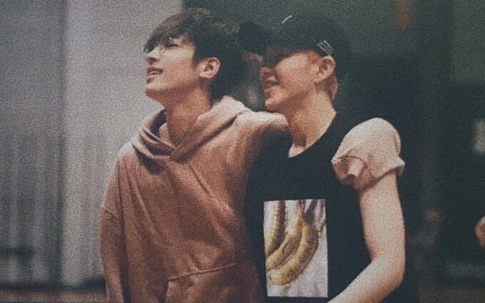 4ho (@lxvehxtel) on Twitter photo 
