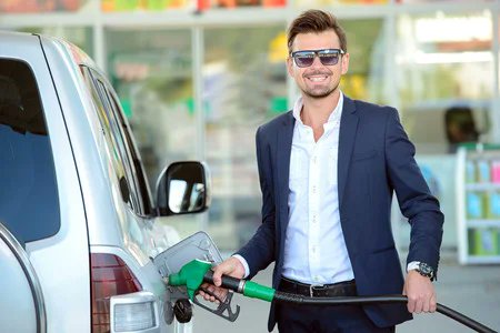 LrAutogas's tweet photo. Repostar con GLP, ahorrar en placer. | LR Autogas https://t.co/1YC4OhtCR1 
#Autogas #glp https://t.co/CtG99lviTv
