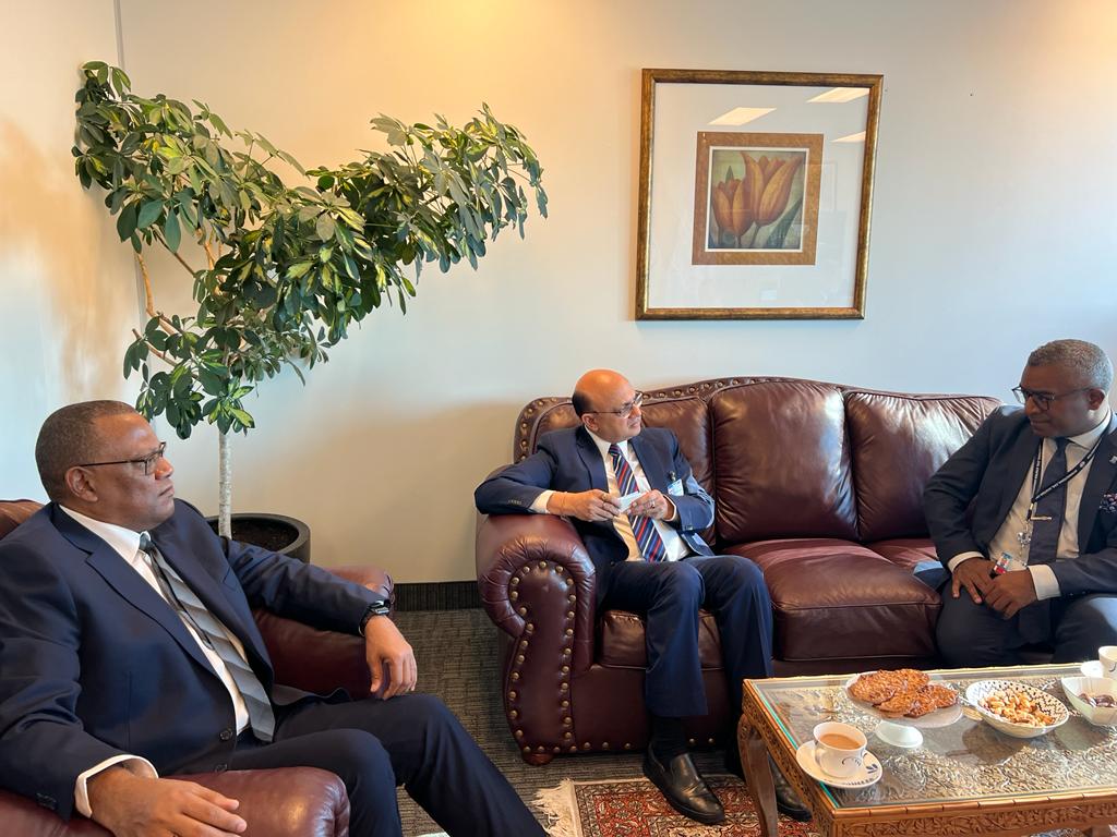 MinistryofTran7's tweet photo. The Seychelles delegation meets with the Indian official to finalise a new point of call for designated airline(s) of Air Seychelles. Air access will not only be to Mumbai but Ahmedabad, India. Seychelles wishes to broaden relations with India in culture, tourism &amp; trade. https://t.co/Zw9jqSxJwH
