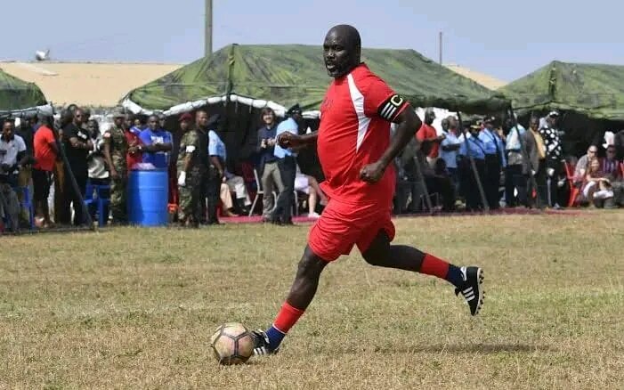 Happy 56th birthday George Weah. The only African to win Fifa player of the year. 