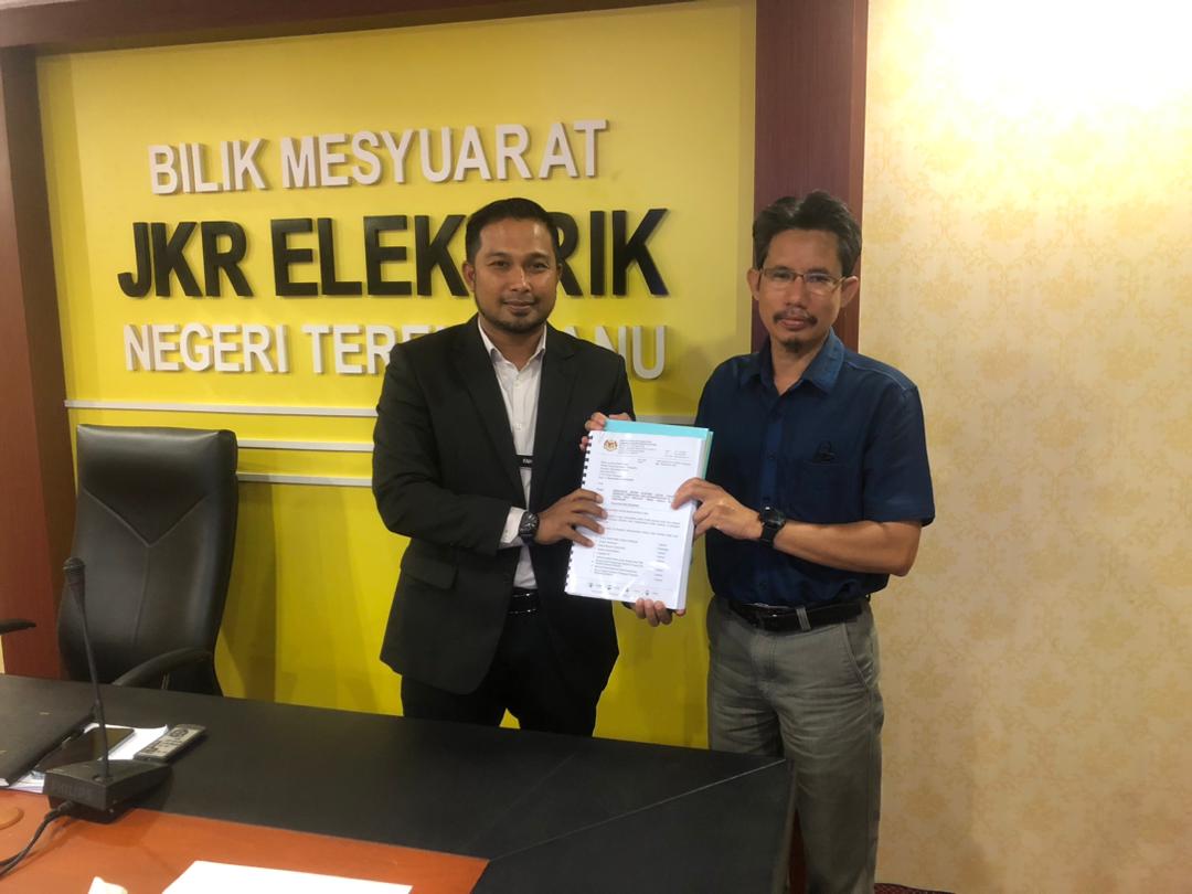 uprkscke's tweet photo. Mesyuarat Penyerahan Projek kepada Wakil PP (Elektrik) utk Penyeliaan di tapak bg Projek Pusat Latihan RELA Wilayah Timur, Kuala Berang Terengganu pada 26 September 2022 di CKE,JKR Terengganu
@JKRElektrik @JKR_ckeTrg https://t.co/Y5fQDGIdEG