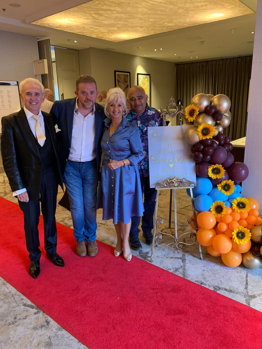 jojo 🦋 Joanna Hudson-Fox tweet media