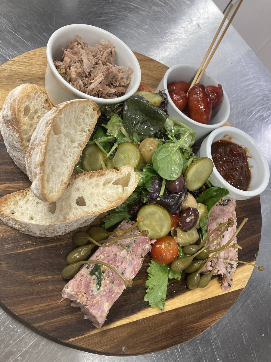 LionBishopgate's tweet photo. A few new dishes for you #Foodie #NORFOLK @EDP24 @LionBishopgate @maxchef87 #newclassics don’t forget to grab one of our lunch club cards as well when you visit https://t.co/h41dvwSITU