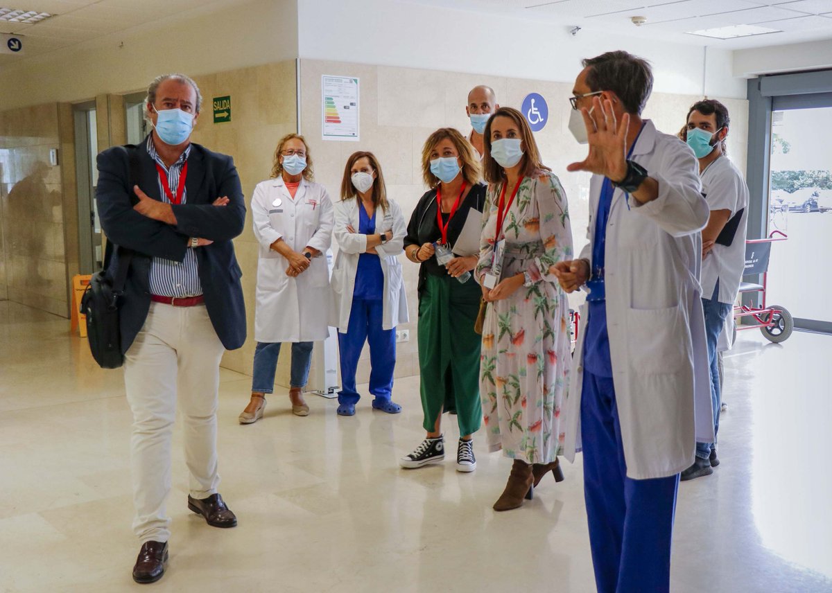HospitalLaFe's tweet photo. 🏥🥼El S. de Urgencias de @HospitalLaFe ha recibido la visita de parte del equipo directivo de @HUnivValdecilla. Los profesionales de @HUnivValdecilla han mostrado especial interés por el funcionamiento y organización de nuestros circuitos de Triaje y Boxes de Asistencia. https://t.co/AOhX1jvKSD