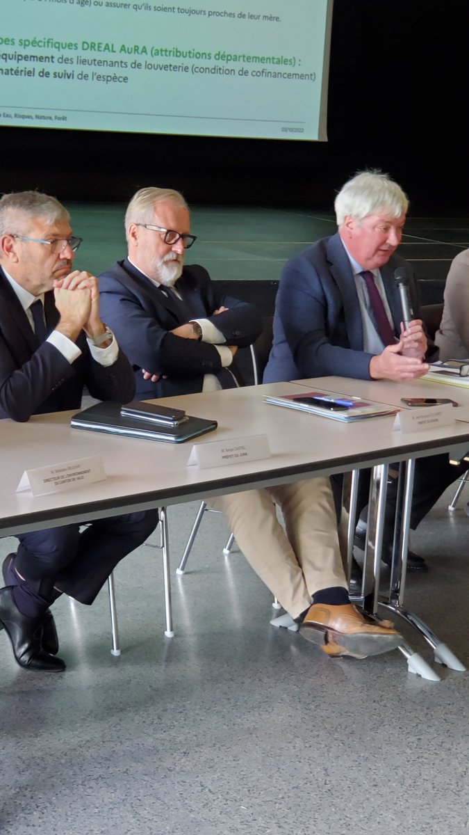 FRSEAFC's tweet photo. Préfet  CELET  "Les moyens de lutte ne sont pas adaptés à  vos territoires. Nous allons travailler sur de nouvelles solutions" . https://t.co/UduYfrc4B7