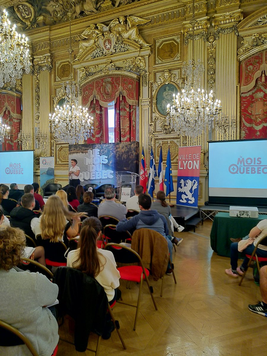 NublatFaure's tweet photo. 🇨🇵🇨🇦Ce matin, belle rencontre à l'HDV pour nos jeunes Lyonnaises et Lyonnais en désir de séjour au Québec pour travailler ou étudier ! Les experts d'#ObjectifQuebec et le #CRIJ vous aident à réaliser vos projets. Bon forum à toutes et tous ! https://t.co/WHmmqpqyVD