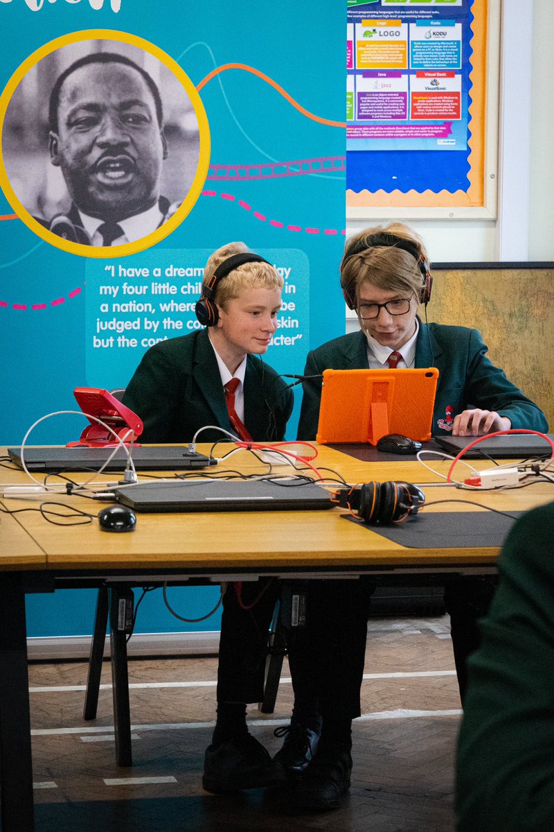 SandbachRS's tweet photo. Thank you @StPetersElworth for allowing our students to take part in GSUS live. The boys were given the opportunity to consider how they could respond to Fear,Anger and Rejection, then discuss the Christian view. They thoroughly enjoyed it. https://t.co/3ulIveKYet