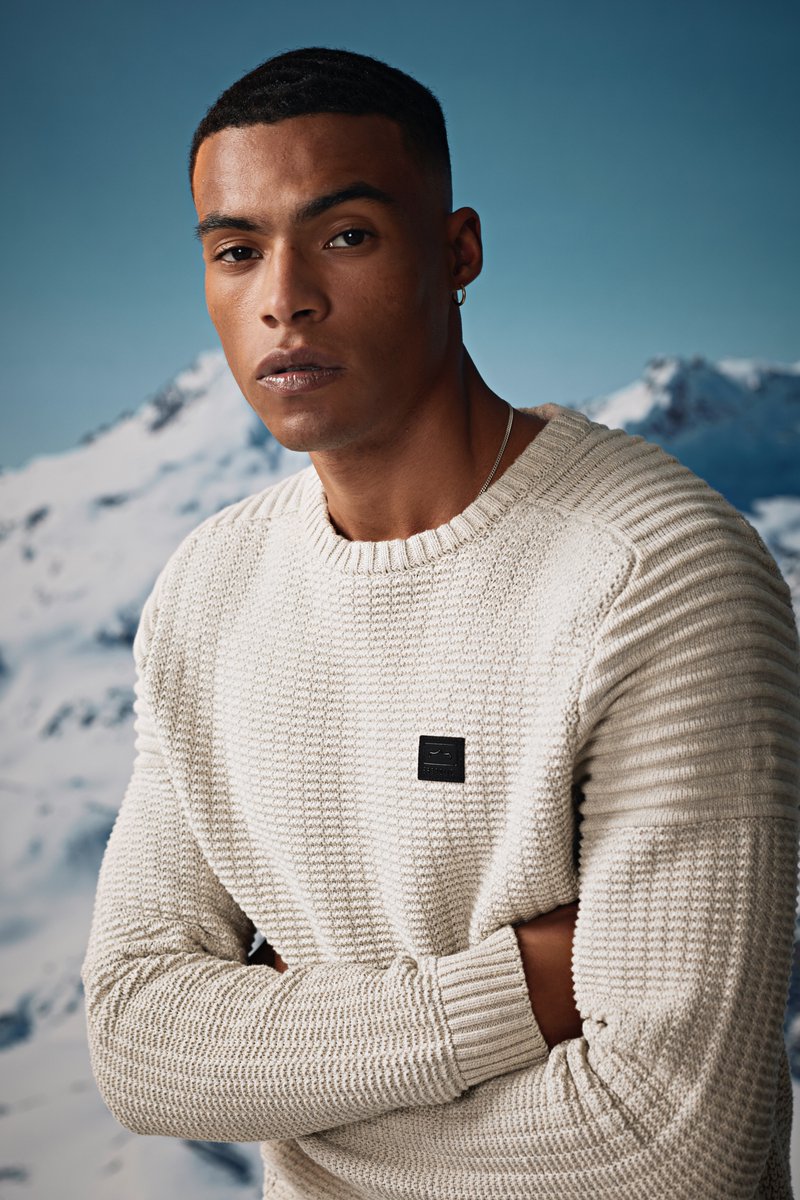 883Police's tweet image. Shop New Season Knitwear by 883 Police.

Available in-store and online.

883police.com 

#883police