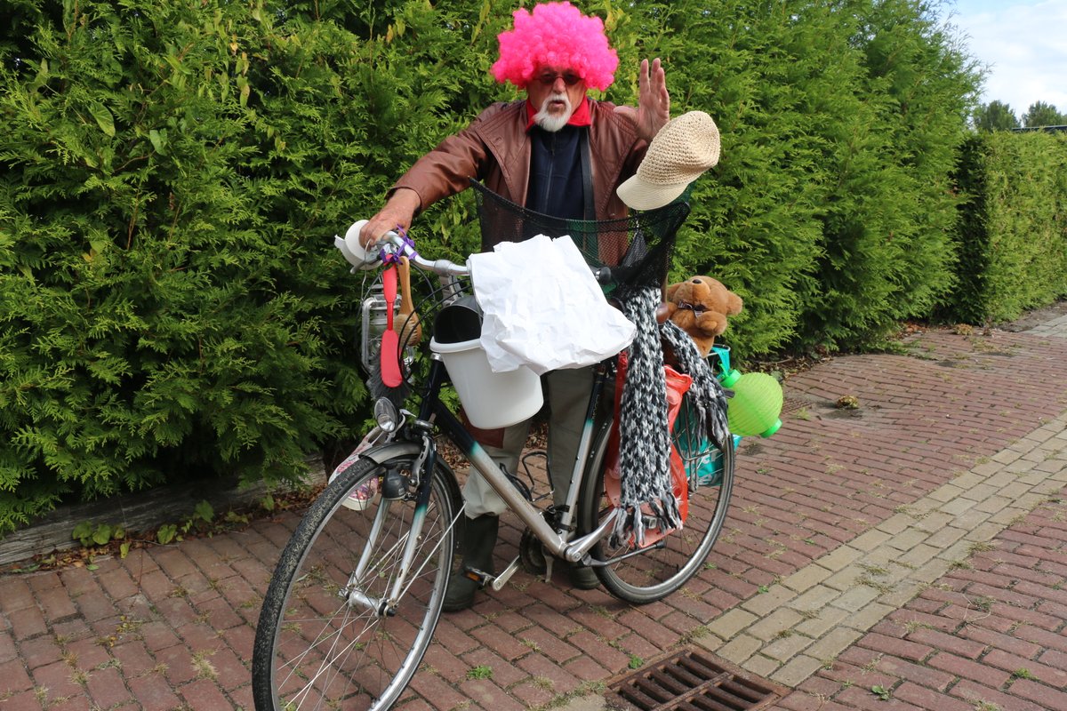 Verzamelaars gezocht!
Op 18 oktober weer een vrolijk programma voor kinderen van 6 t/m 12 jaar! museumhindeloopen.nl/content/verzam…🥳