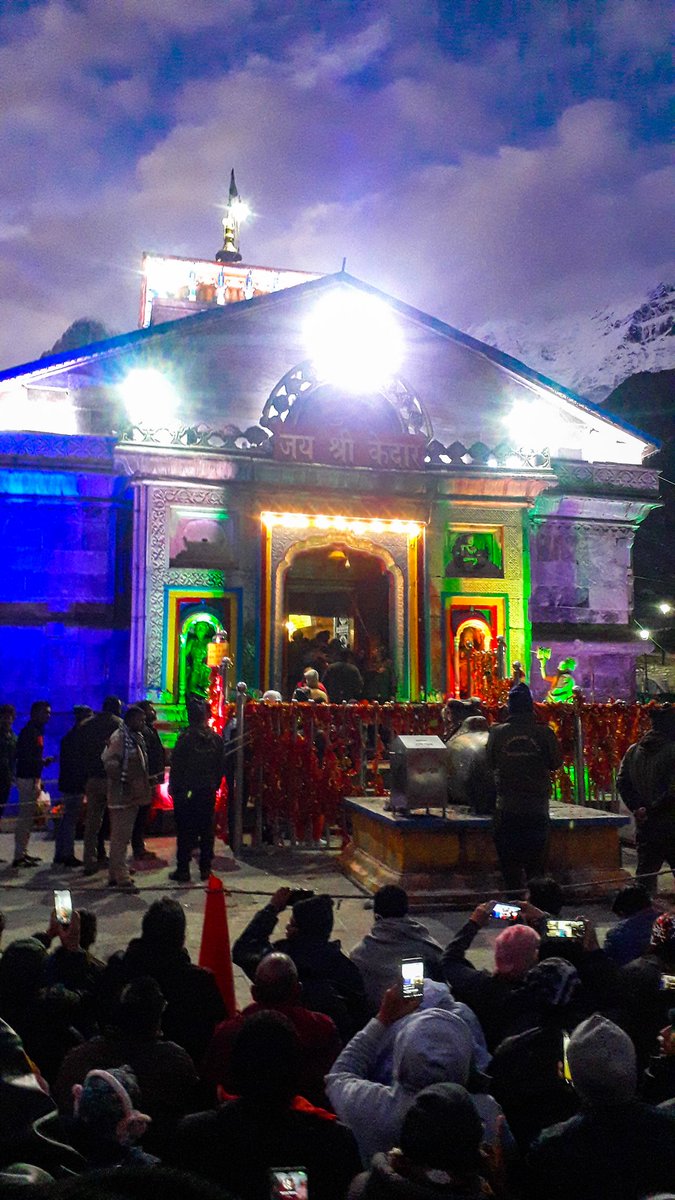 iconiccbaba's tweet photo. Kedarnath 🙏🙏 #kedarnathtemple #kedarnathtemple #jaibhole #jaibholenath #kedarbaba #bholenath https://t.co/uSuU8gn9nJ