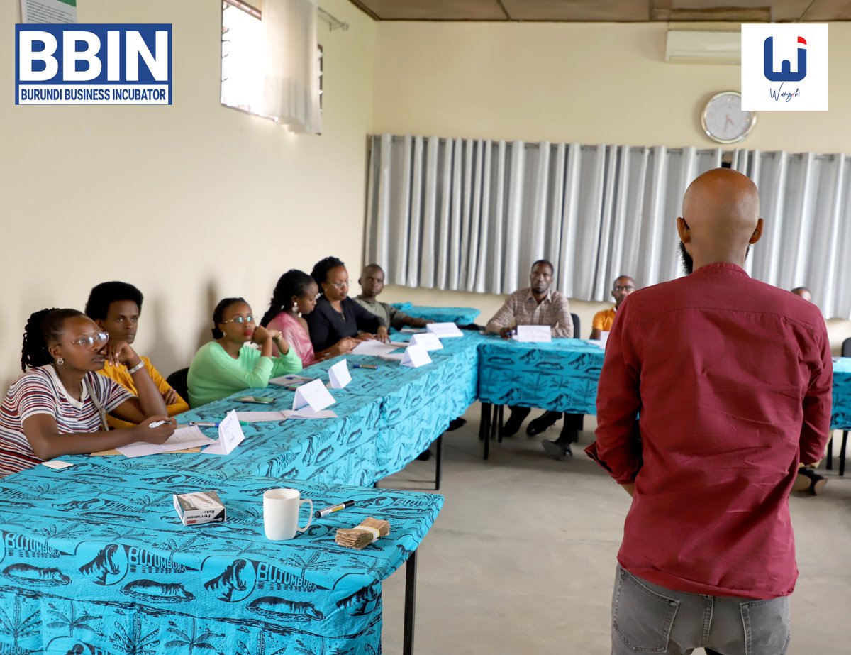 A huge shoutout  to our candidates of the 2nd promotion to the professional integration program "WANZIKI?" for responding positively. It started this Thursday 29/09. In 2020, 13.3% of young people are unemployed in Burundi. facebook.com/10006358839991…
📊📋📏💼📁📅📥💰🪙📙📚📒📃🕯💡🔔