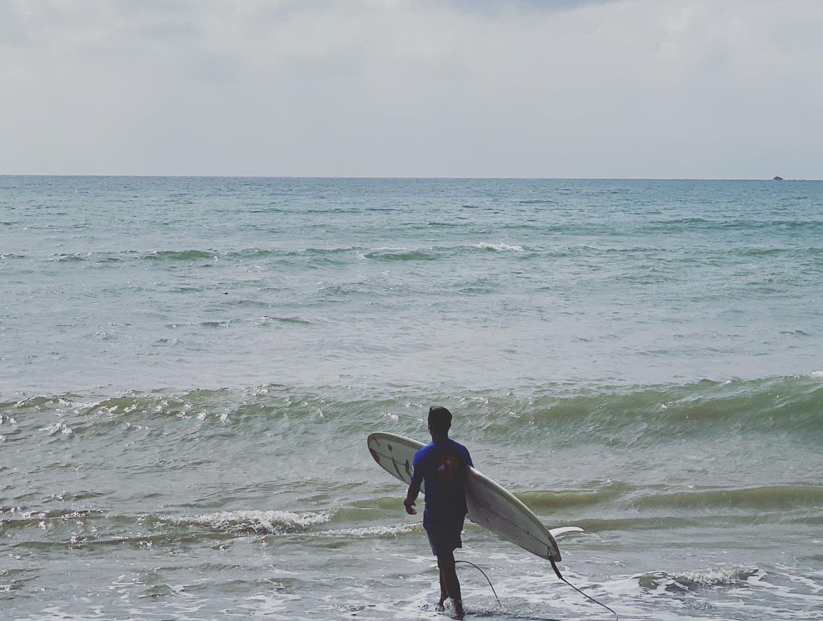 EgerYin's tweet photo. The first surfing competition of my life🤙🏽🏄🏽 https://t.co/VIya5qvku4
