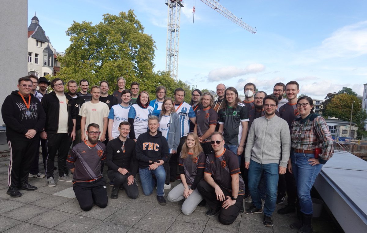 Danke an alle Teilnehmer*innen und Zuschauer*innen 🥰 an alle die dabei waren. 

Es war ein verdammt gutes Wochenende! 🎉 

Wir freuen uns jetzt schon auf nächstes Jahr!🙏
<a href="/senthexgg/">SENTHEX</a>
<a href="/berlinesports/">1. Berliner eSport-Club</a> <a href="/TSVBurgdorf_SSF/">TSV Burgdorf E-Sport</a> <a href="/LeipzigeSports/">Leipzig eSports e.V.</a> #CC9 
#CommunityCupLES