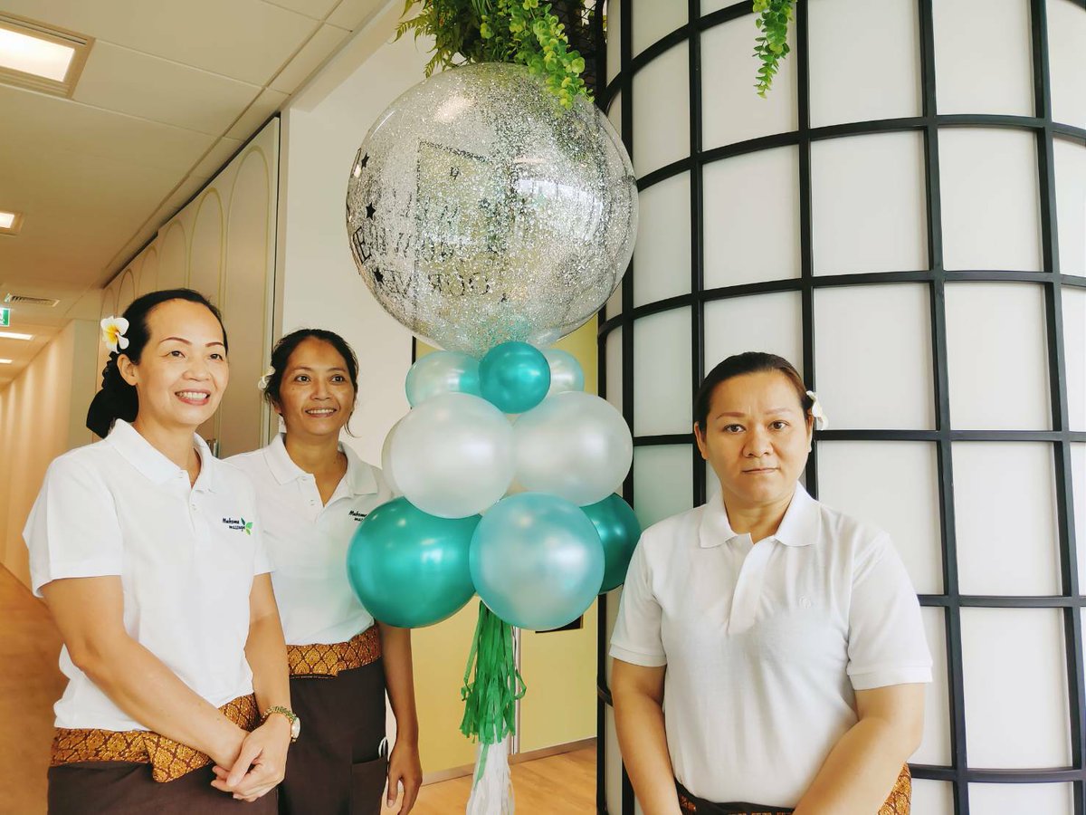 MahomeMassage's tweet photo. #นวดนอกสถานที่
#นวดองค์กร
#นวดอีเว้นท์
#นวดตามบ้าน
จองง่าย ประสบการณ์10ปี+
หมอมืออาชีพ โดยMahome massage มีทั้งหมอชาย/หญิง
ไอดี :Mahomemassage
0853580966 https://t.co/4WMvoHQgVS