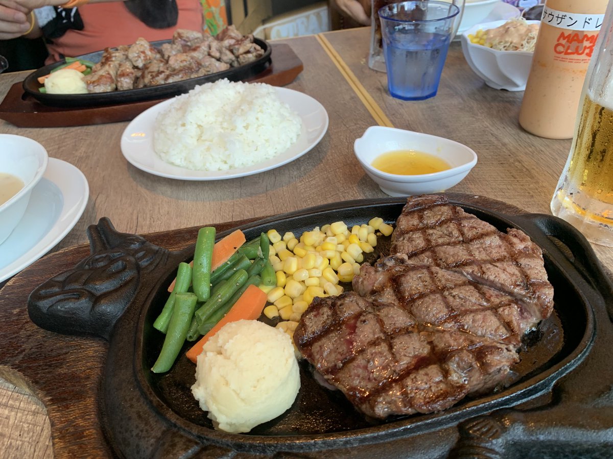 ryo1neo's tweet photo. はるグル2022 那覇 5
#STAEK HOUSE 88 那覇空港店
#W. https://t.co/ssTHcCjiAN